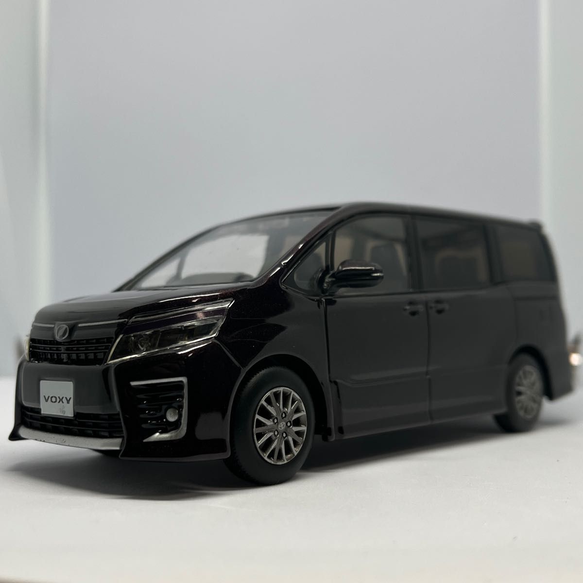 トヨタ80系前期ヴォクシーZS カラーサンプルミニカー|Yahoo トヨタ80系前期ヴォクシーZS カラーサンプルミニカー|Yahoo