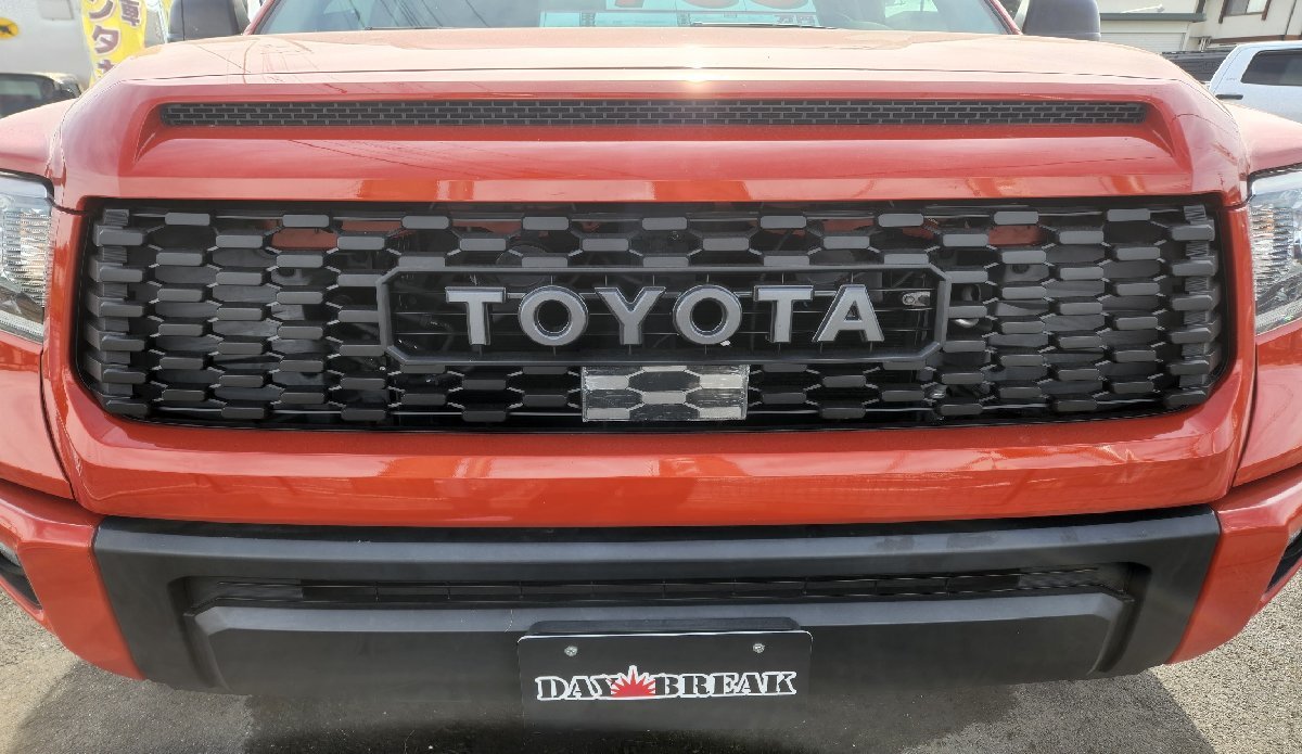 14-20y タンドラ グリル / フロントグリル / TRD PRO風 / 黒 / 社外品