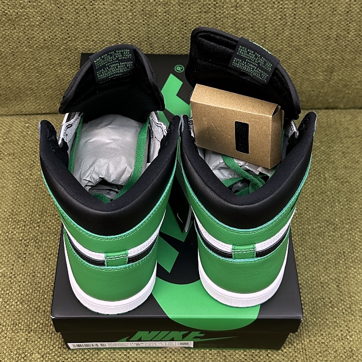 □未使用□NIKE エアジョーダン1 HIGH Black and Lucky Green DZ5485