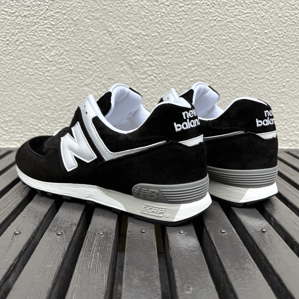 国内正規品 UK製 New Balance M576KGS ブラック×ホワイト US7D 25cm 限定 イギリス英国製 NB スエード 黒 スニーカー Made In England_画像3