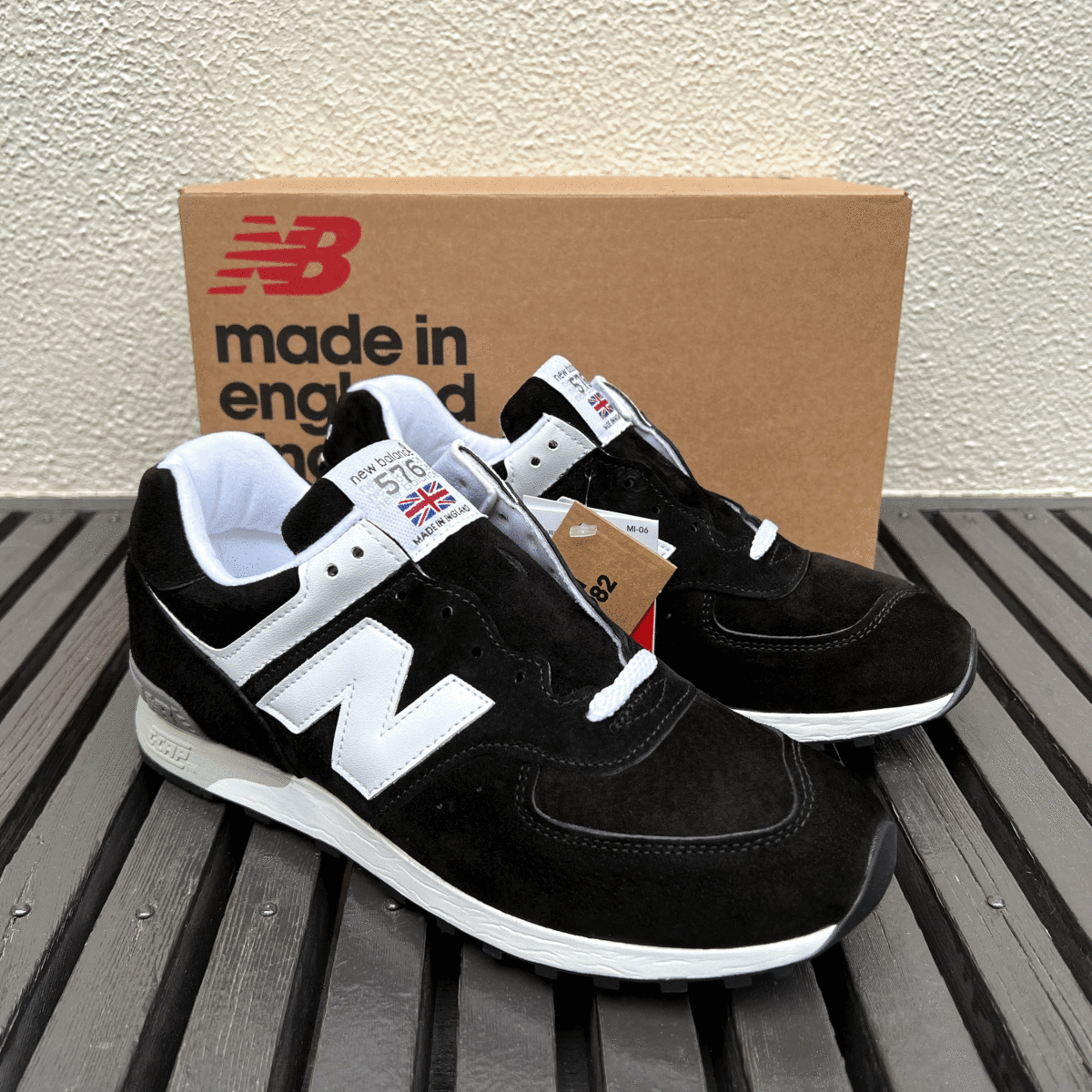 国内正規品 UK製 New Balance M576KGS ブラック×ホワイト US7D 25cm 限定 イギリス英国製 NB スエード 黒 スニーカー Made In England_画像1