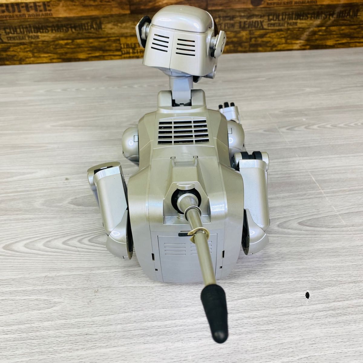 ジャンク】SONY ソニー 初代 AIBO アイボ ERS-111|Yahoo!フリマ ジャンク】SONY ソニー 初代 AIBO アイボ ERS-111|Yahoo!フリマ