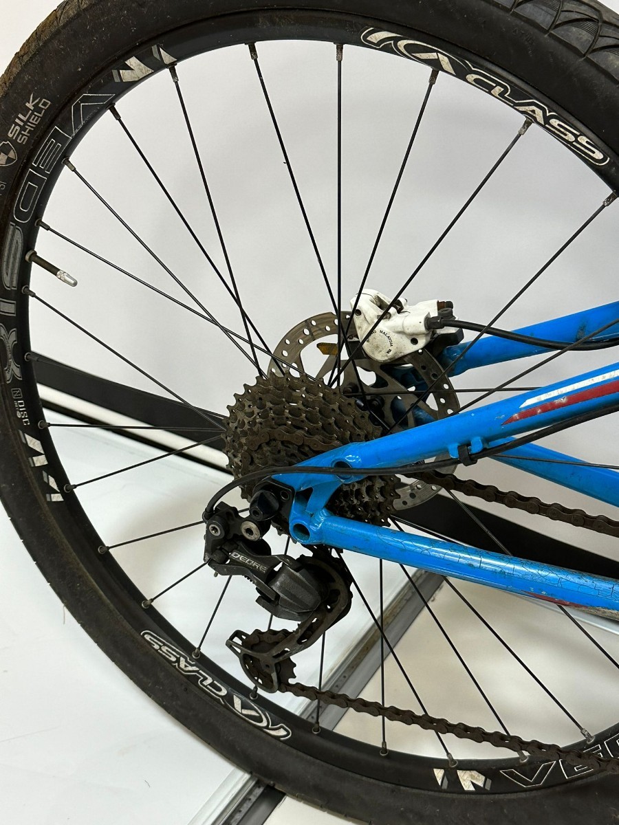 人気の自転車 MTB マウンテンバイクGT M ディスクブレーキ 6061 アルミニウム SENSOR 3.0 26x2.10 ２６インチ タイヤ の画像6