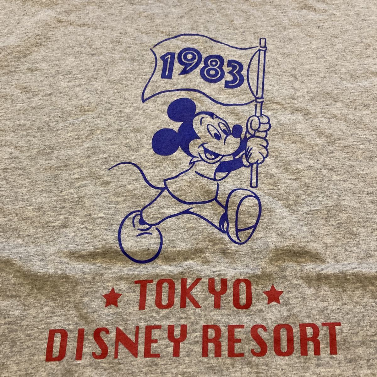 TDR　チャンピオン×ミッキー　グレーTシャツ　男女兼用Мサイズ　送料185円　タグなし未使用_画像3