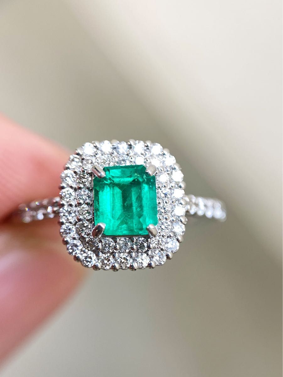 ☆0.57ct☆エメラルド0.48ctダイヤモンドプラチナリング指輪