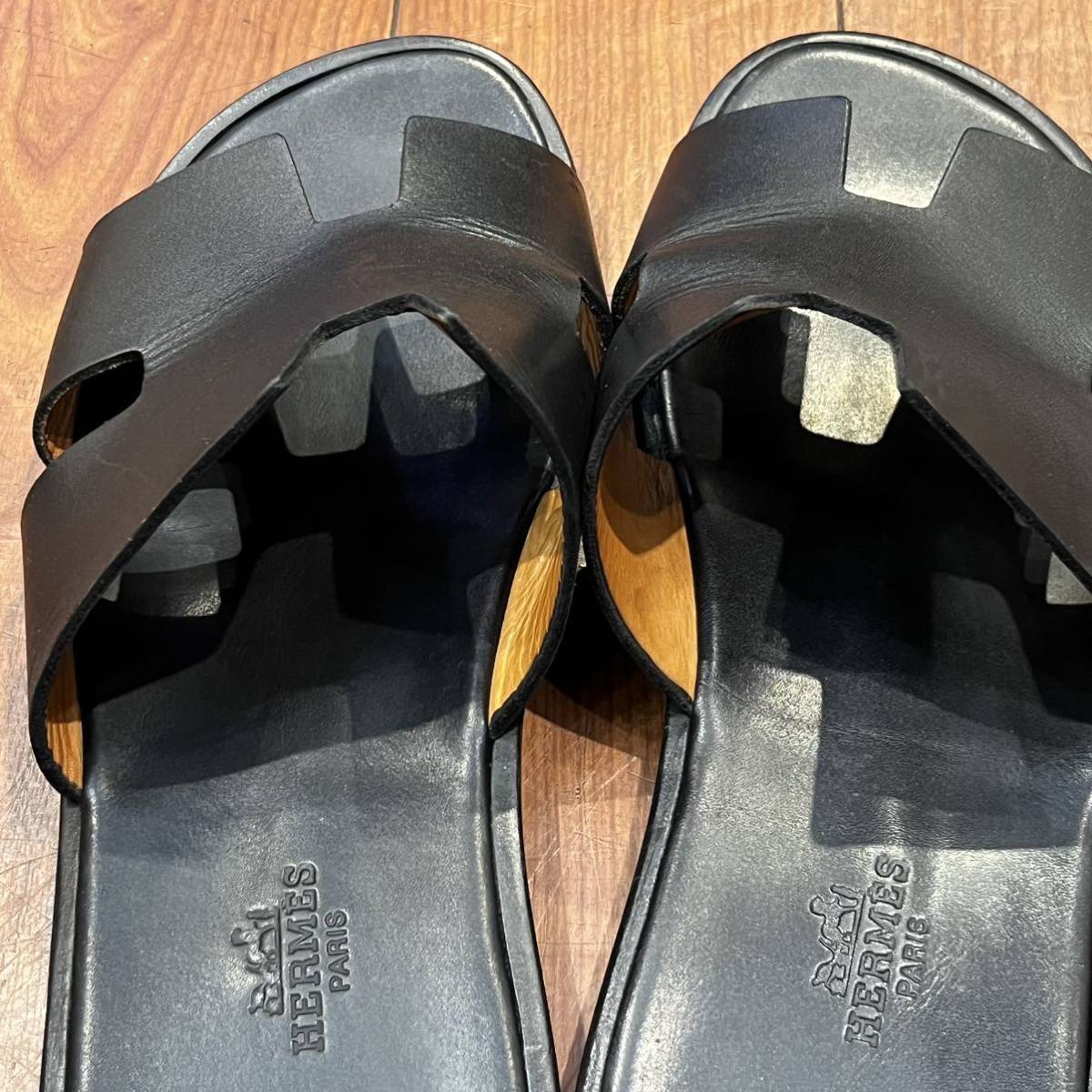 エルメス イズミール 40 hermes izmir レザーサンダル ブラック