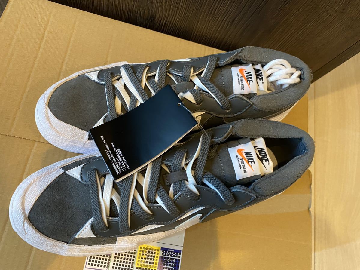 新品!黒タグ付き!NIKE sacai BLAZER LOW IRON GREY ナイキ サカイ アイアン グレー ブレーザー ロウ ダンク ジョーダン好きな方にも_画像2