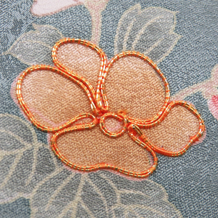 【FINAL PRICE】 ★きもの北條★ 特選　特選　訪問着　トールサイズ　金駒刺繍　野の草花の図　水浅葱　着物 A490-15 L 【新品】_画像10