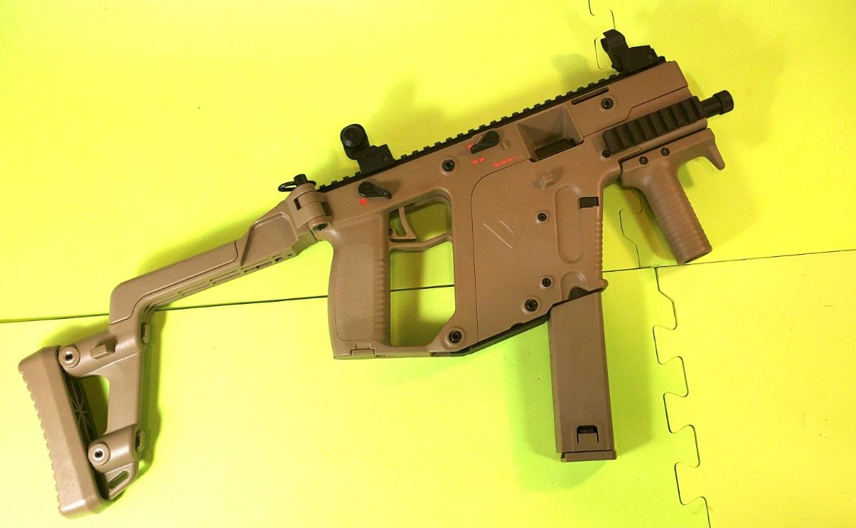 KSC クリスベクター KRISS VECTOR Tan カラー Ver 限定生産品 KSC クリスベクター KRISS VECTOR Tan カラー Ver 限定生産品