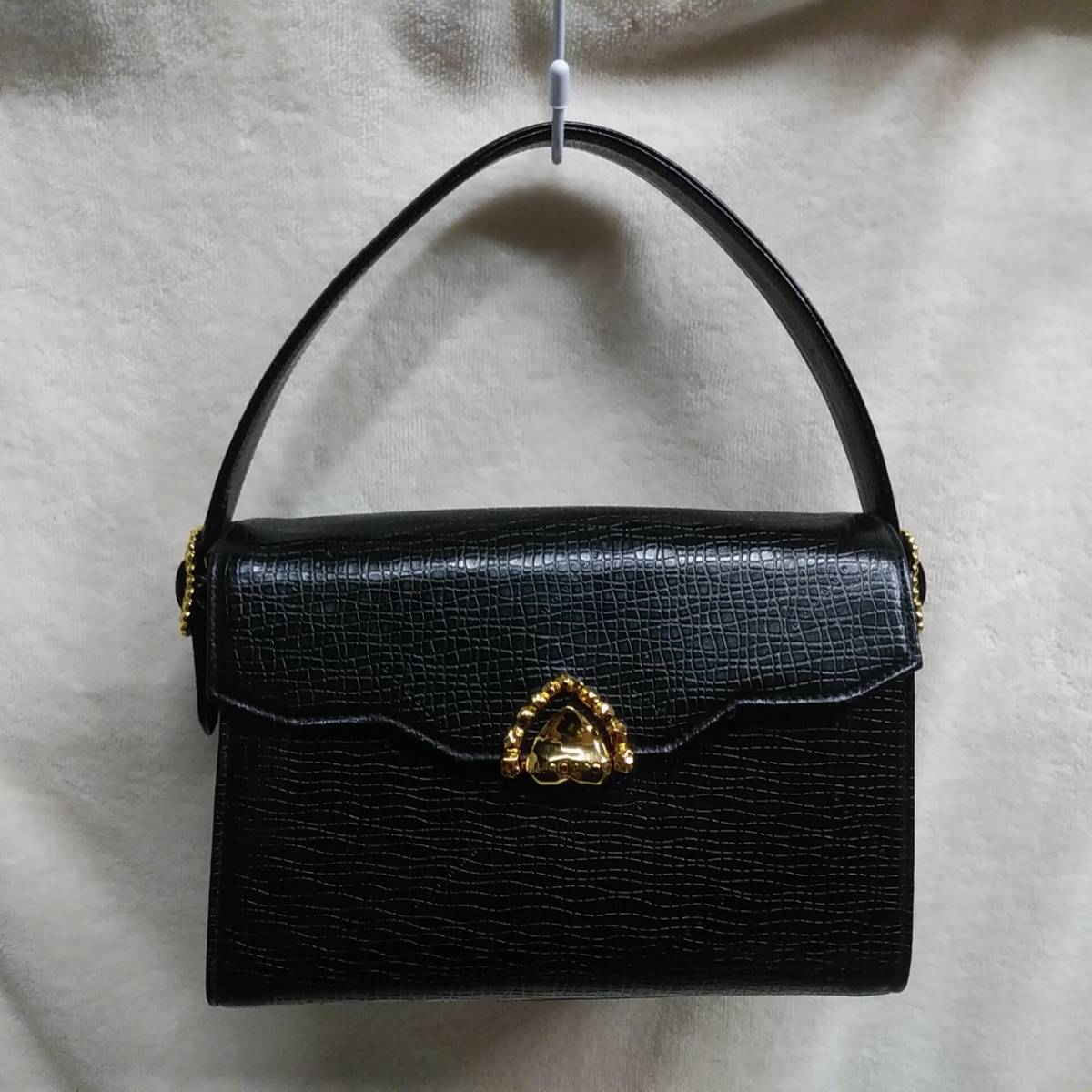 ungaro 2way shoulder bag Ungaro handbag black series color metal fittings 