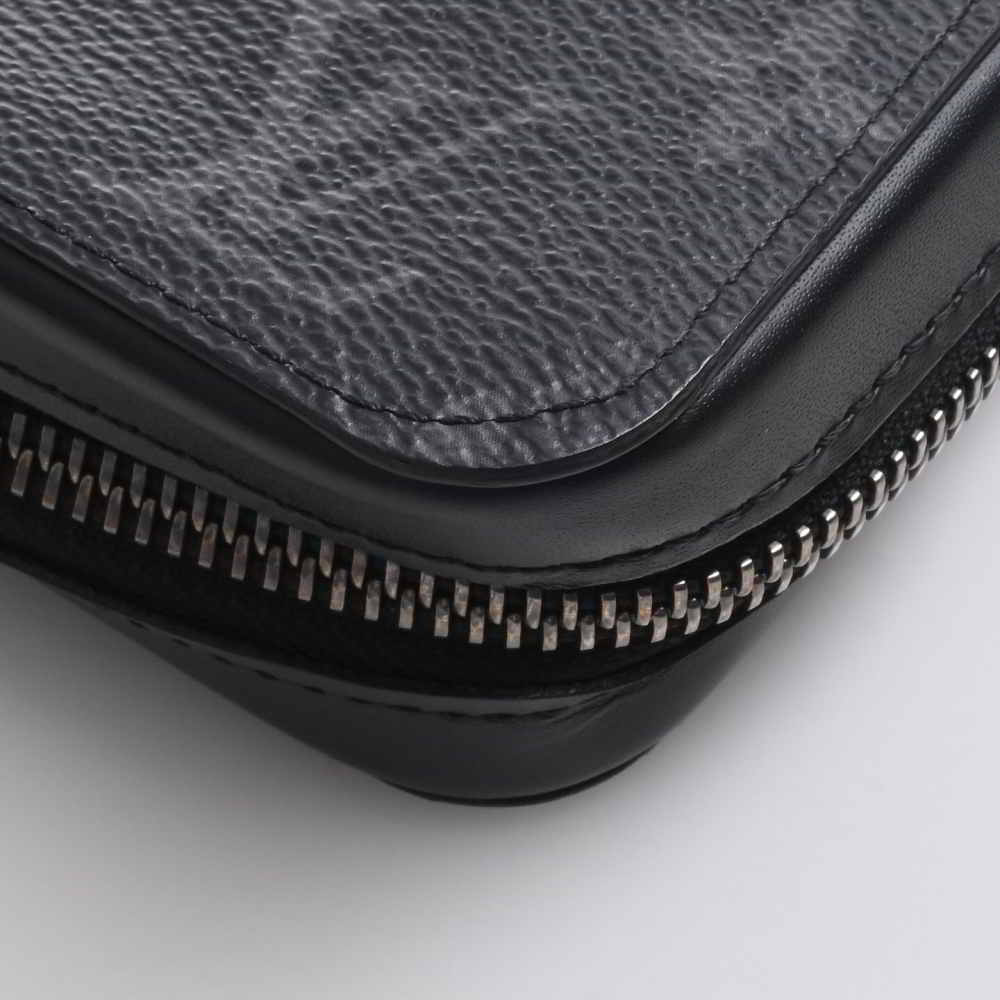 LOUIS VUITTON ルイヴィトン エクリプス ジッピーXL ラウンド
