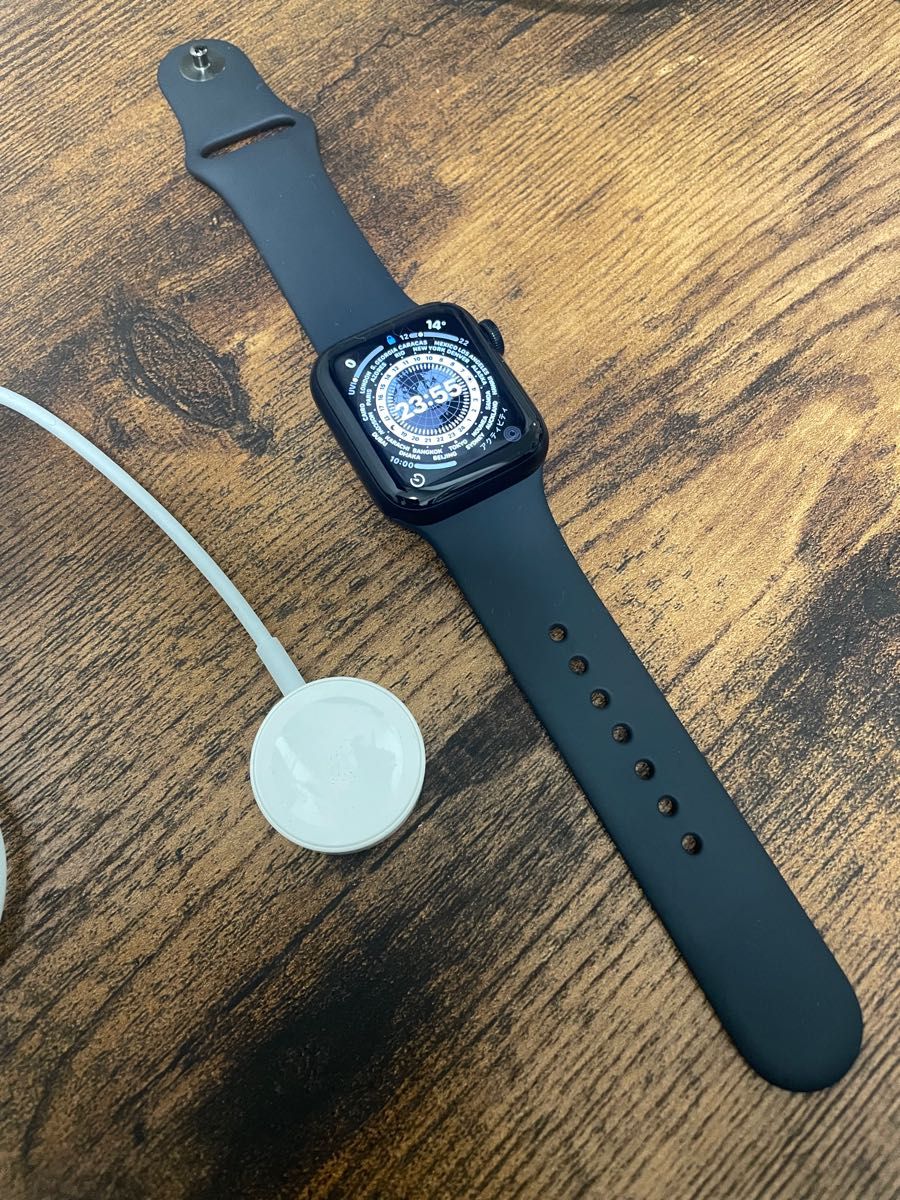 Apple Watch SE 第2世代 40mm GPSモデル|PayPayフリマ