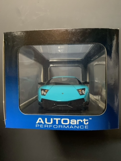 オートアートPERFORMANCE★1/18★74615★ LAMBORGHINI MURCIELAGO LP670-4 SV (TURQUOISE BLUE)_画像3