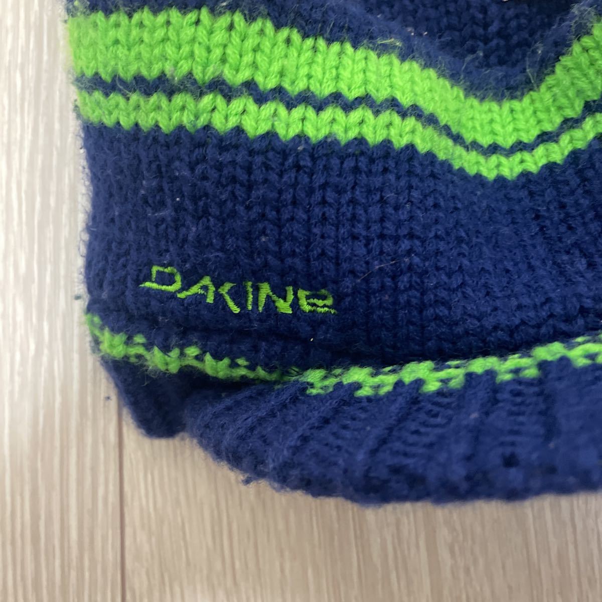  used DAKINE winter for sport knitted hair band snowboard ski knit cap 