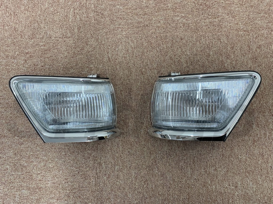 [ rare / unused ] Nissan C33 Laurel original corner lens corner lamp turn signal corner winker lens left right set NISSAN Laurel
