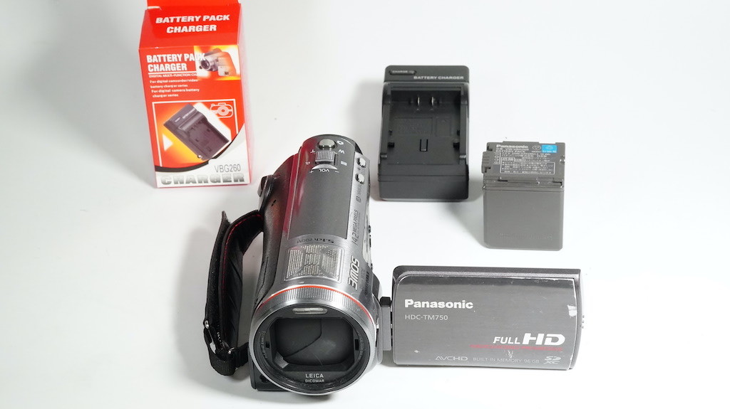 1年保証』 Panasonic パナソニック HDC-TM750 グレー 1週間保証 /8995