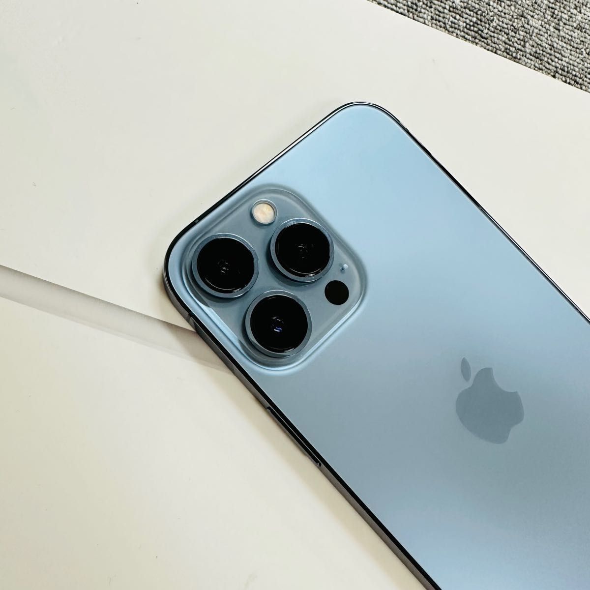 Apple iPhone 13 Pro Max 128GB シエラブルー SIMフリー ほぼ未使用