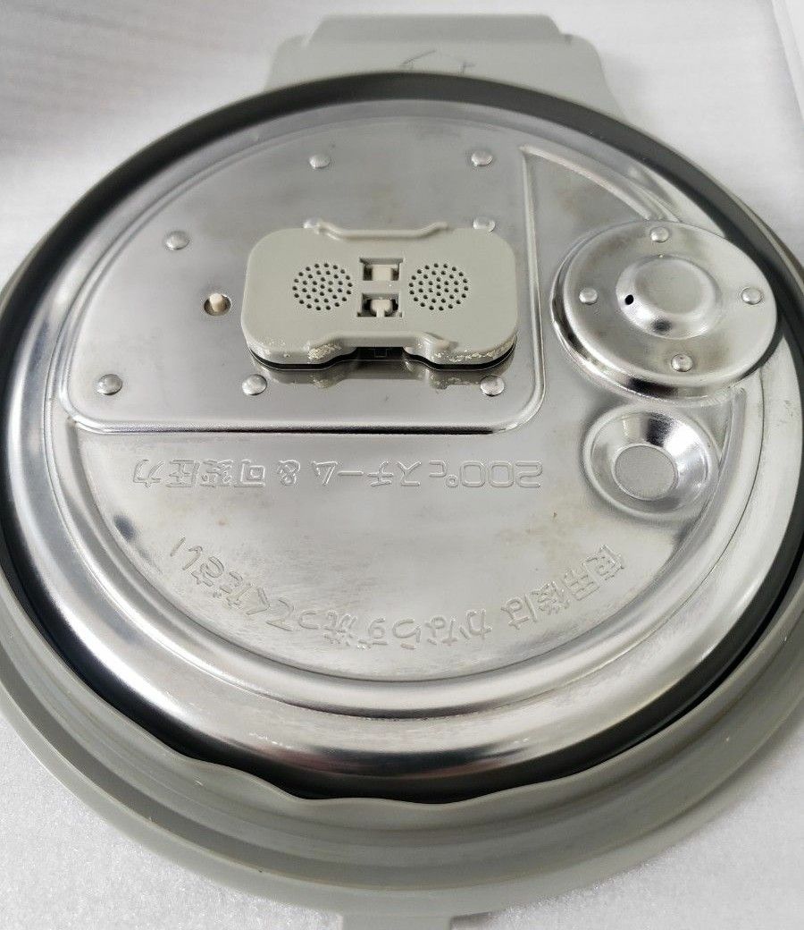 ジャンク扱い】 Panasonic スチーム可変圧力IH炊飯ジャー SR ジャンク扱い】 Panasonic スチーム可変圧力IH炊飯ジャー SR