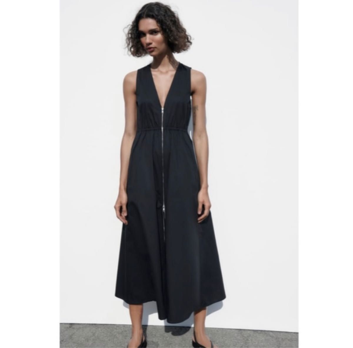 新品 完売品 大人気 ZARA ジッパーポプリンワンピース S 正規品 新品 完売品 大人気 ZARA ジッパーポプリンワンピース S 正規品