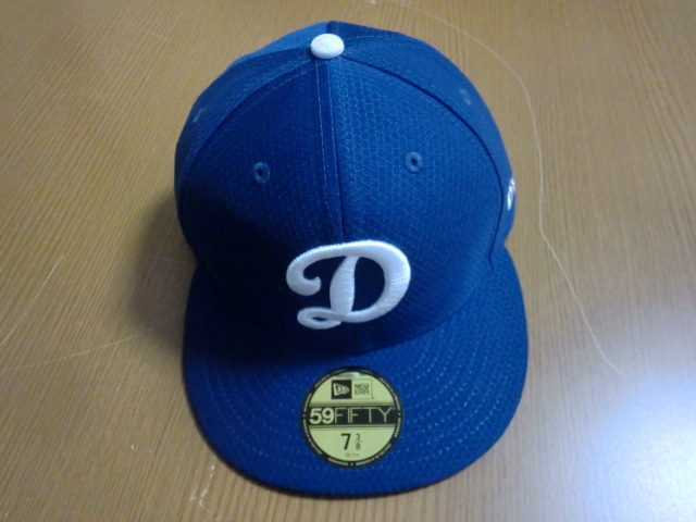 MLB ロサンゼルス ドジャース 黒田博樹 #16 HIRO キャップ SIZE:58.7 未使用品_画像1