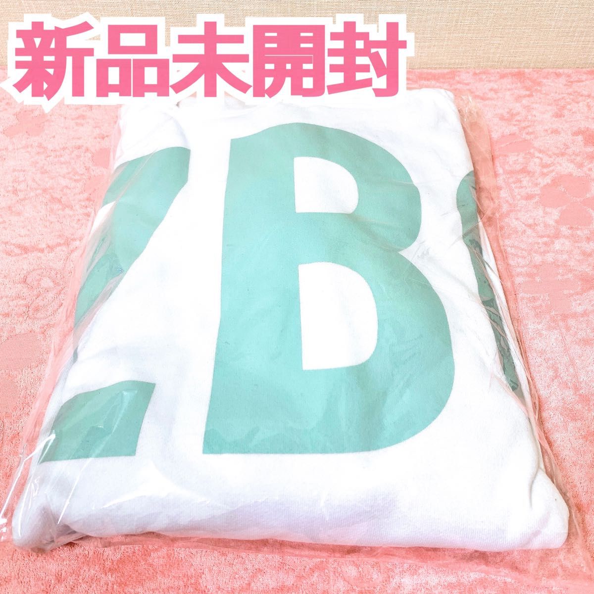 水溜りボンド ビックロゴパーカー ホワイト Lサイズ 【新品 未 水溜りボンド ビックロゴパーカー ホワイト Lサイズ 【新品 未