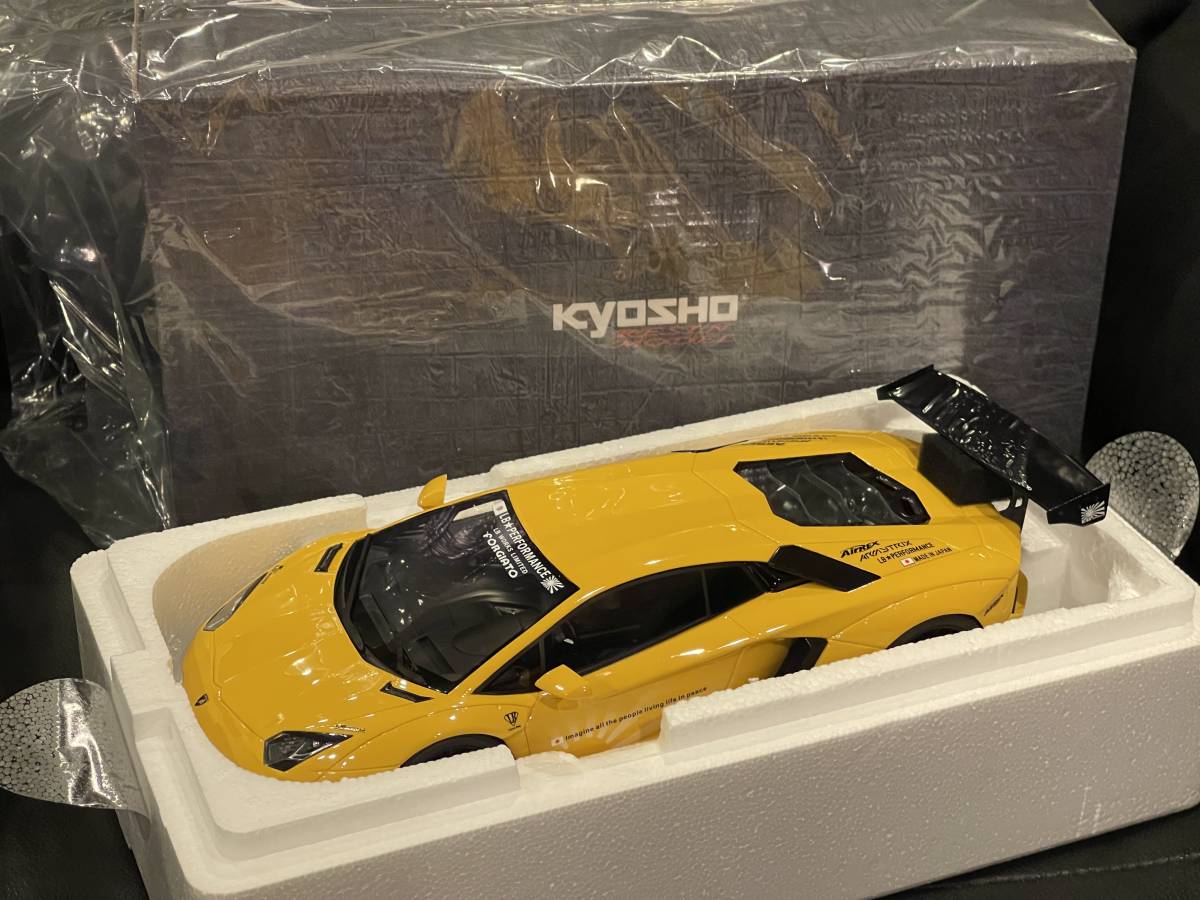 1/18 LB☆WORKS アヴェンタドール イエロー ミニカー KSR18502Y 京商