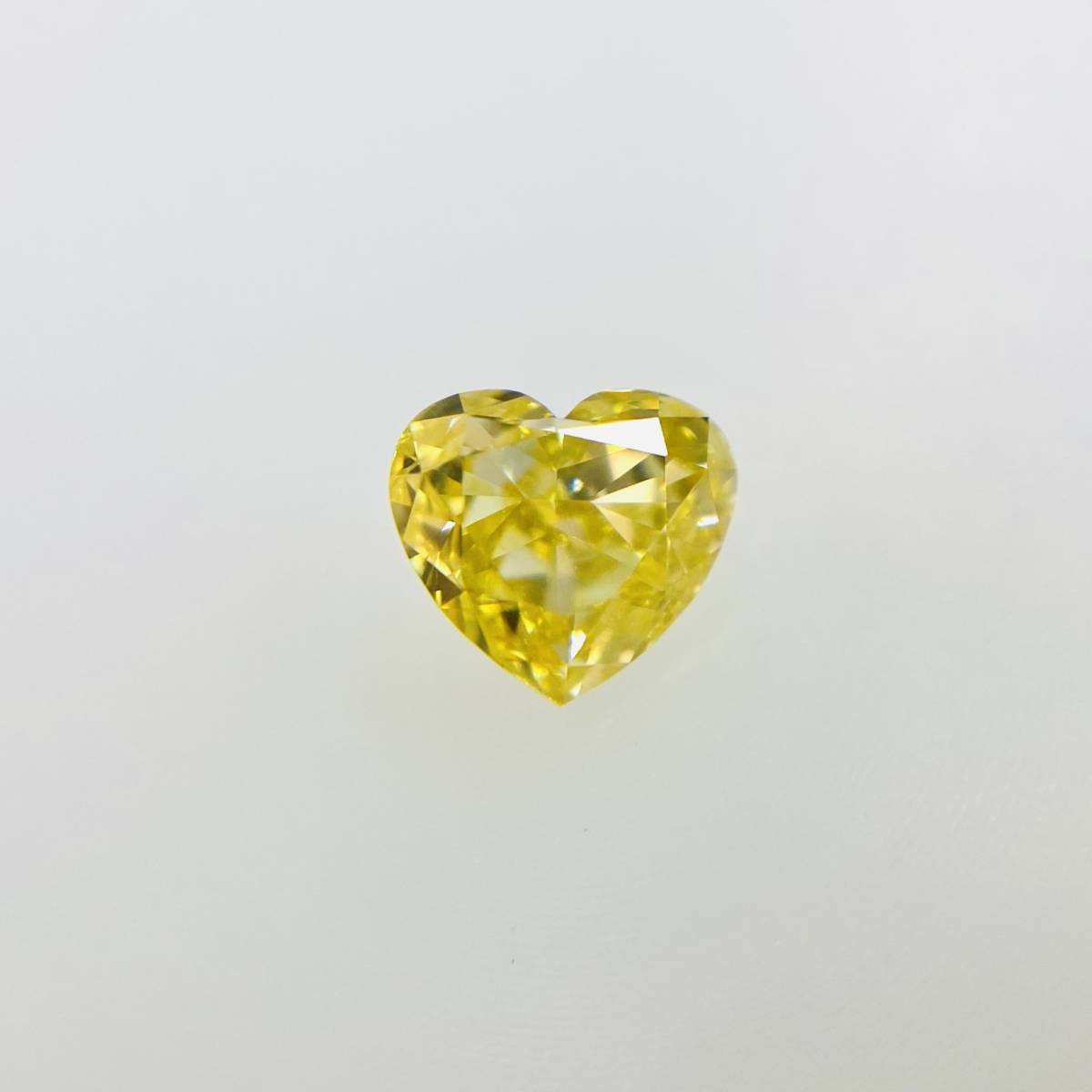 FANCY INTENSE YELLOW 0.220ct HS/RT2046/CGL