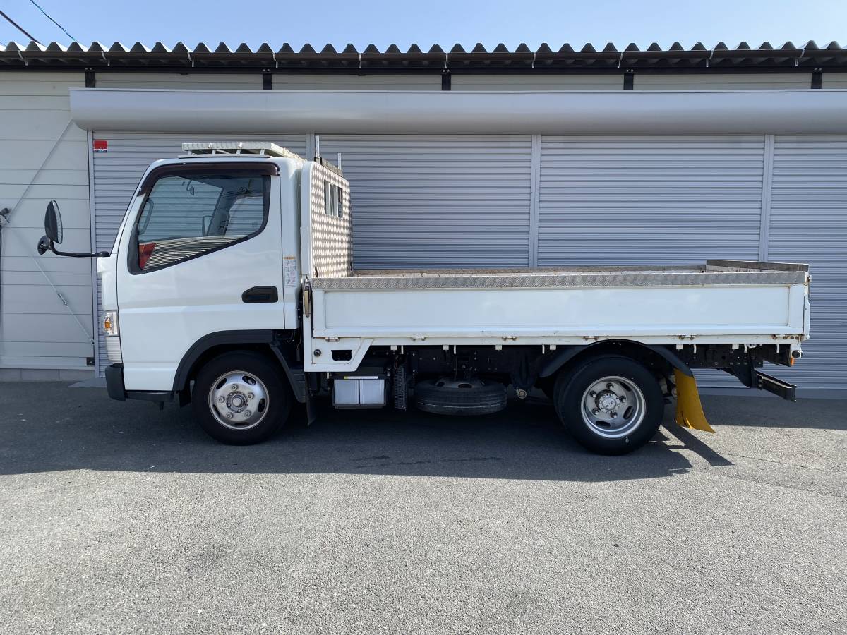 28 year Mitsubishi 2t Canter low running car document none receipt limitation (pick up) *