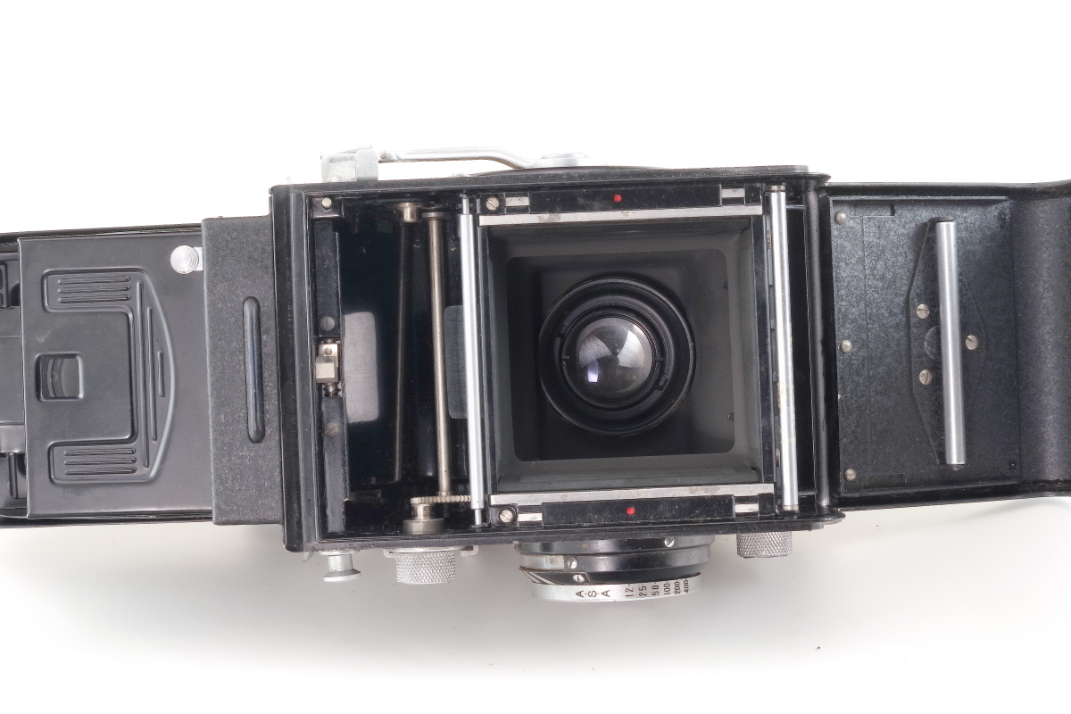 ☆動作品☆ ミノルタ 二眼 MINOLTA AUTOCODE ケース 付き #p158 ☆動作品☆ ミノルタ 二眼 MINOLTA AUTOCODE ケース 付き #p158