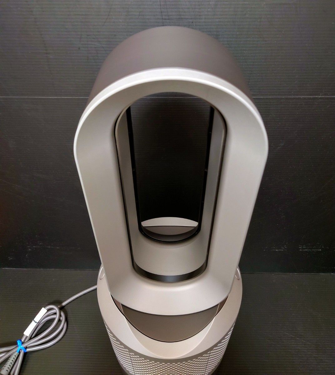 美品 22年製 Dyson hot+cool hp00isn 空気清浄機ダイソン ファン