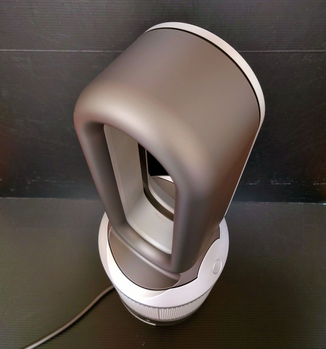 美品 22年製 Dyson hot+cool hp00isn 空気清浄機ダイソン ファン