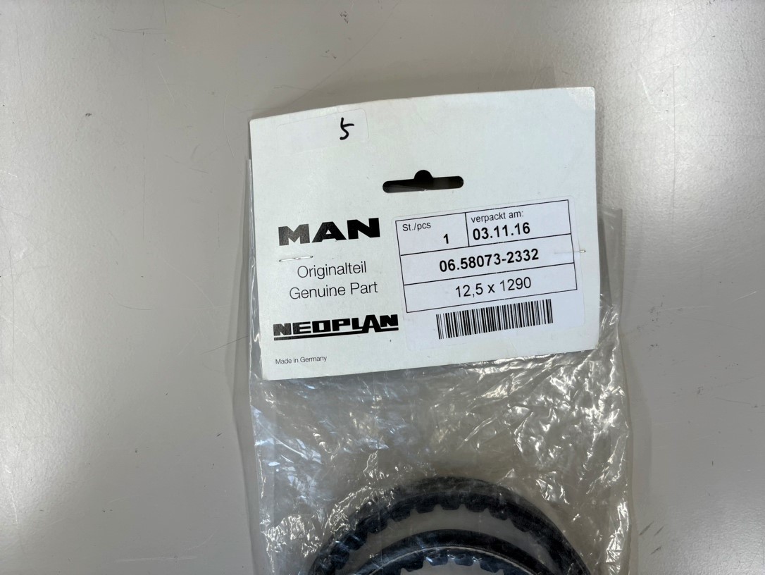 MANna low V belt NARROW V-BELT 06.58073.2332 parts [MAN]MAN-021