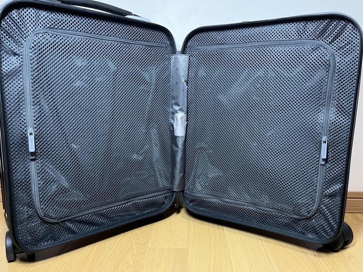 未使用RIMOWA ESSENTIAL LITE 19L エッセンシャルライト TSAロック