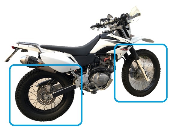 ☆☆ XR230フロントホイール SL230リアチューブレスホイール 黒色 希少 ☆☆