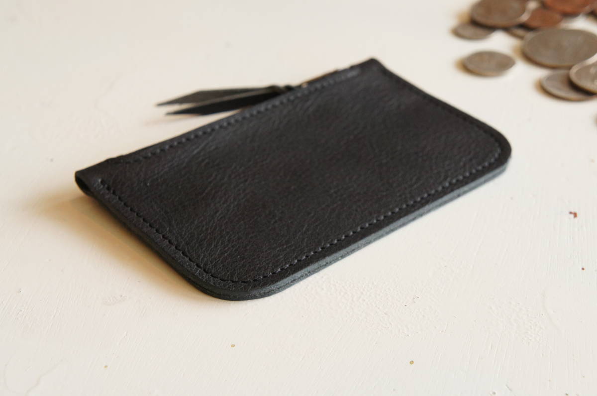 牛革製 スリム 薄型 シンプル ファスナータイプ 小銭入れ BCS1N052 黒 本革製 カード入れ ブラック コインケースの画像2