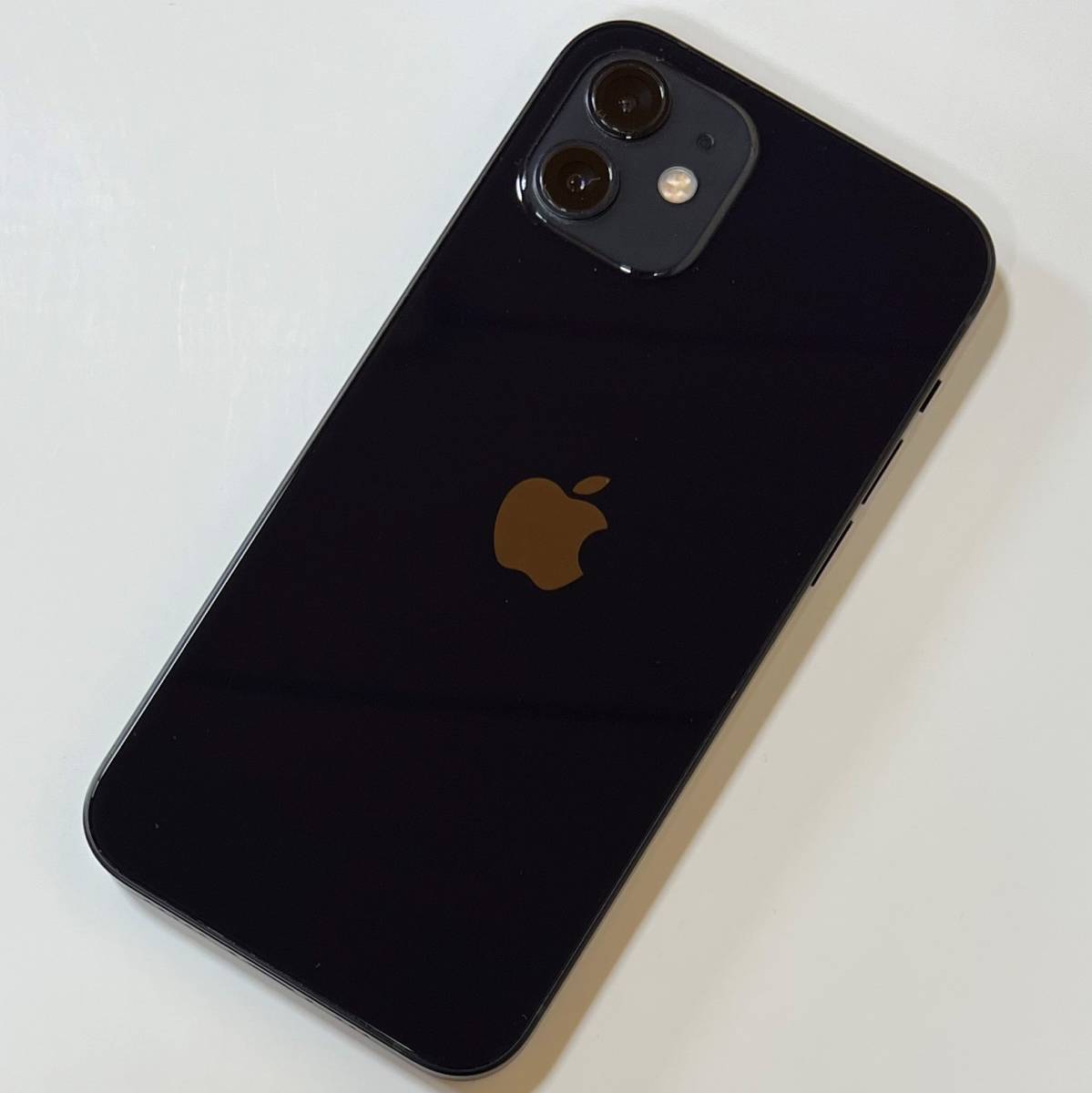 Yahoo!オークション   SIMフリー iPhone  ブラック GB MG