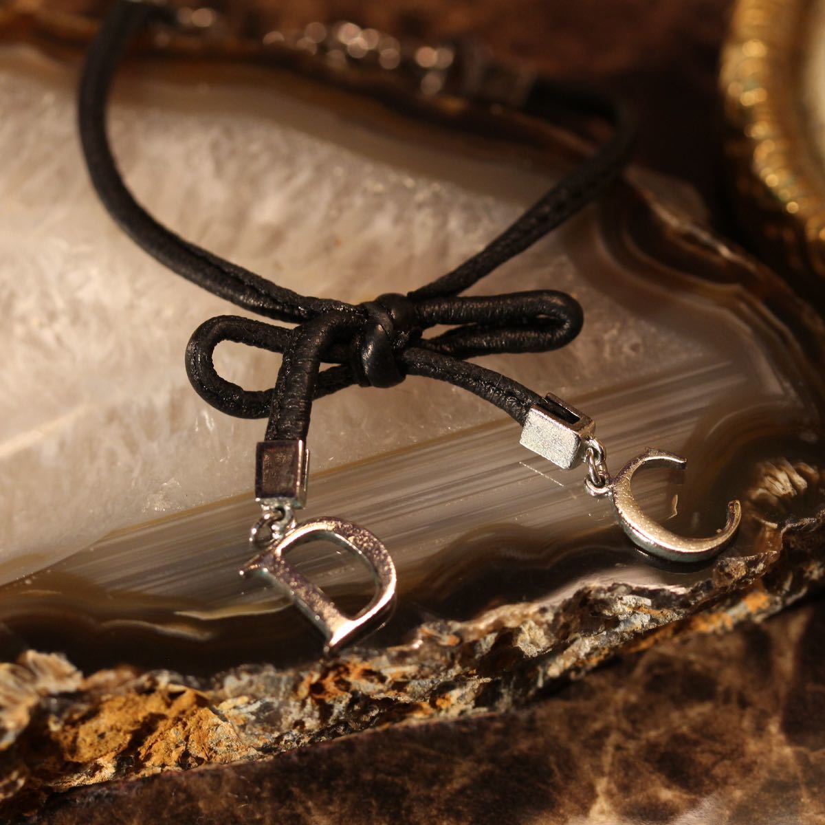 Christian Dior LOGO CHARM LEATHER CHAIN BRACELET/クリスチャンディオールロゴチャームレザーチェーンブレスレット_画像2