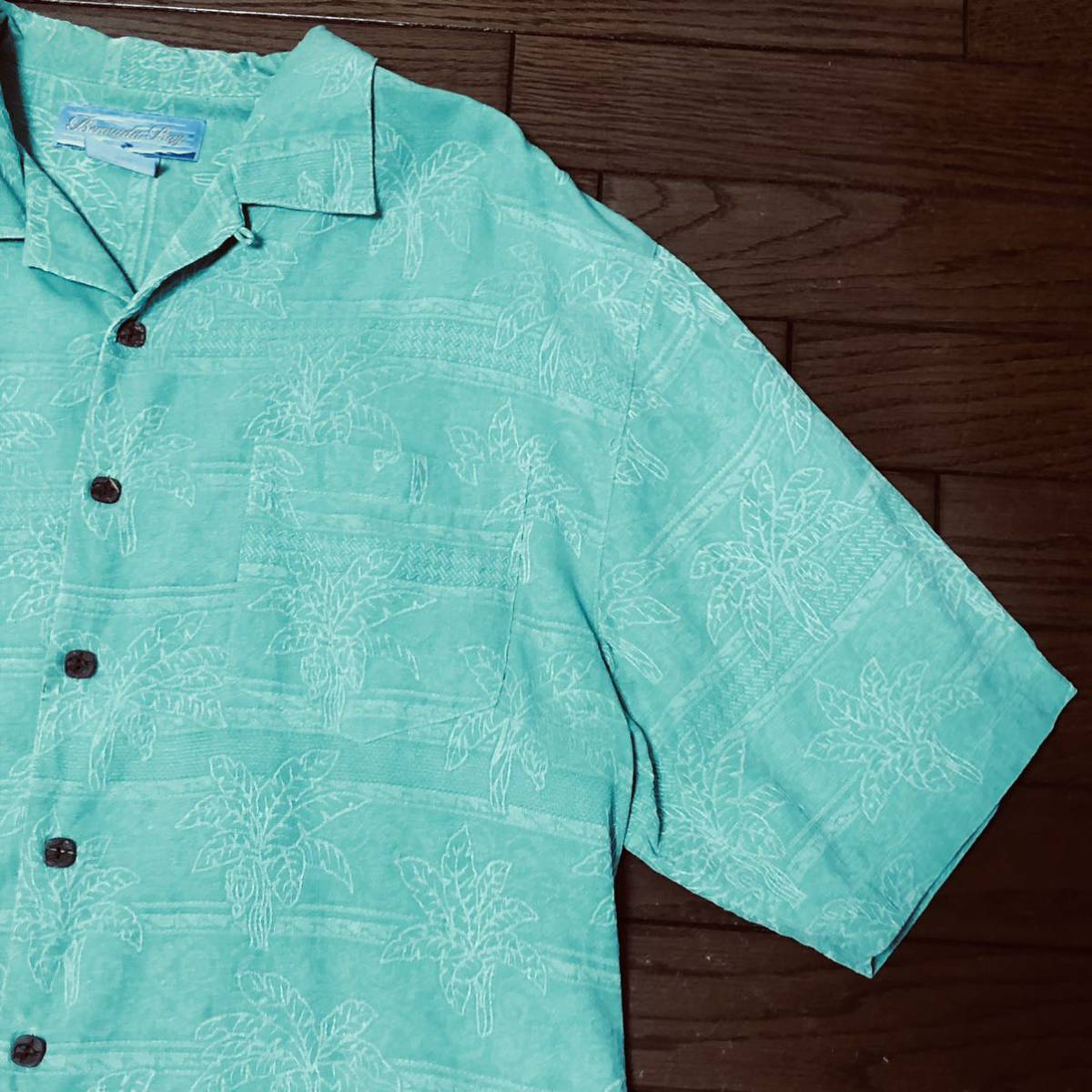 【送料無料】Bermuda Bay 100%シルク製アロハシャツ緑　メンズLサイズ　バミューダベイ半袖シャツ_画像2