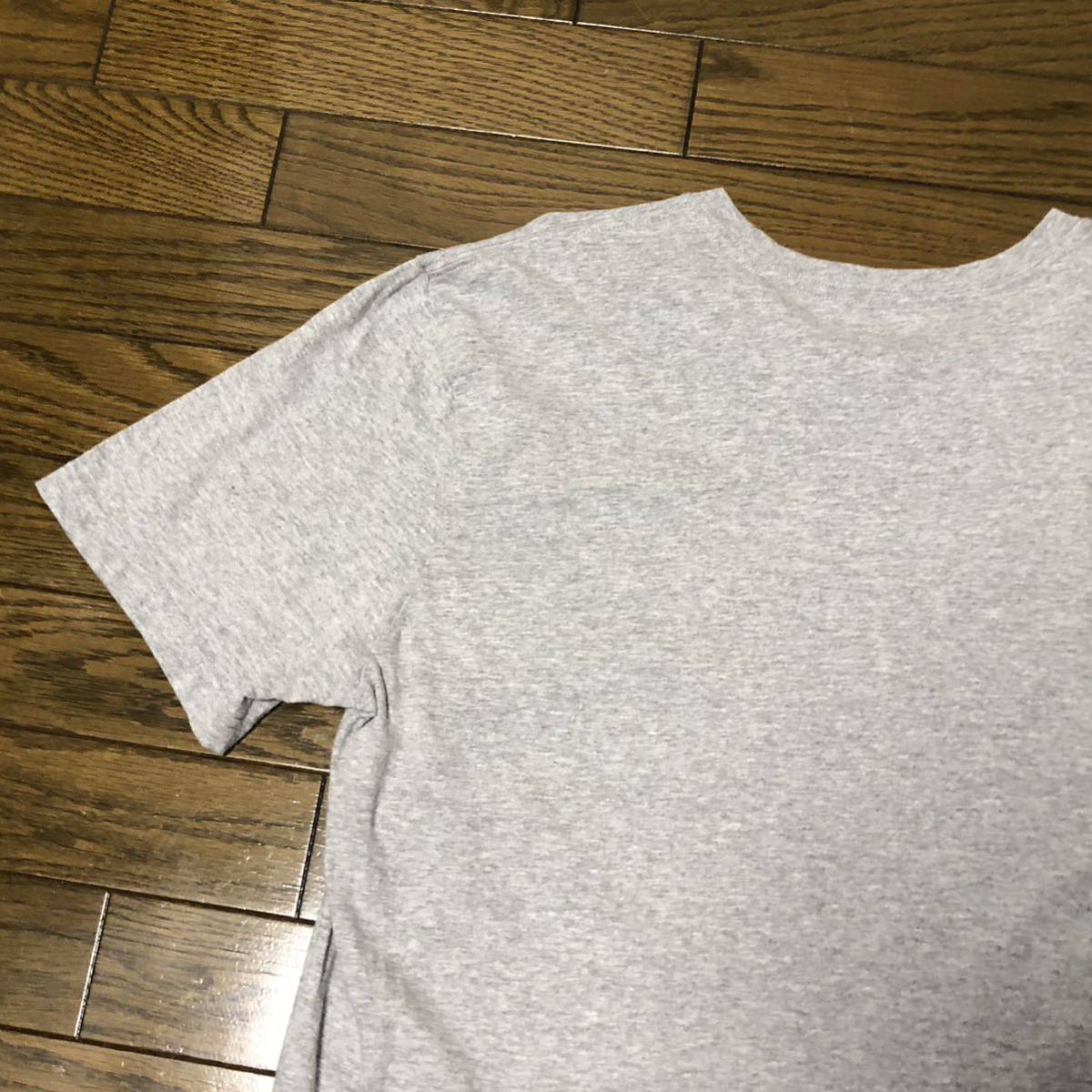 【送料無料】TOMMY HILFIGERワンポイント刺繍半袖Tシャツ グレー　メンズLサイズ　トミーヒルフィガー