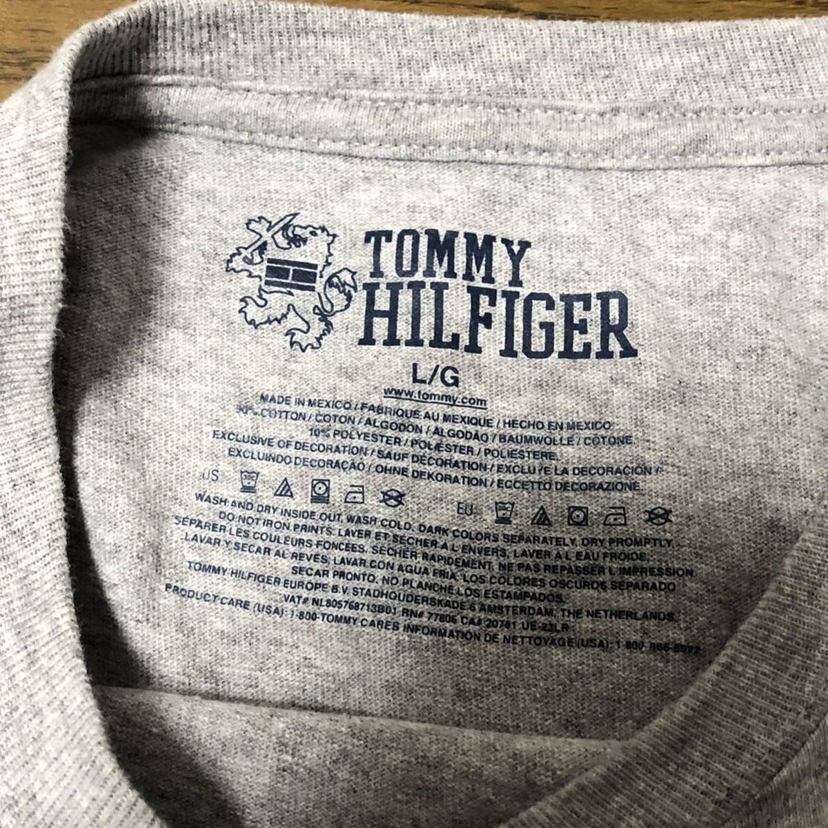 【送料無料】TOMMY HILFIGERワンポイント刺繍半袖Tシャツ グレー　メンズLサイズ　トミーヒルフィガー