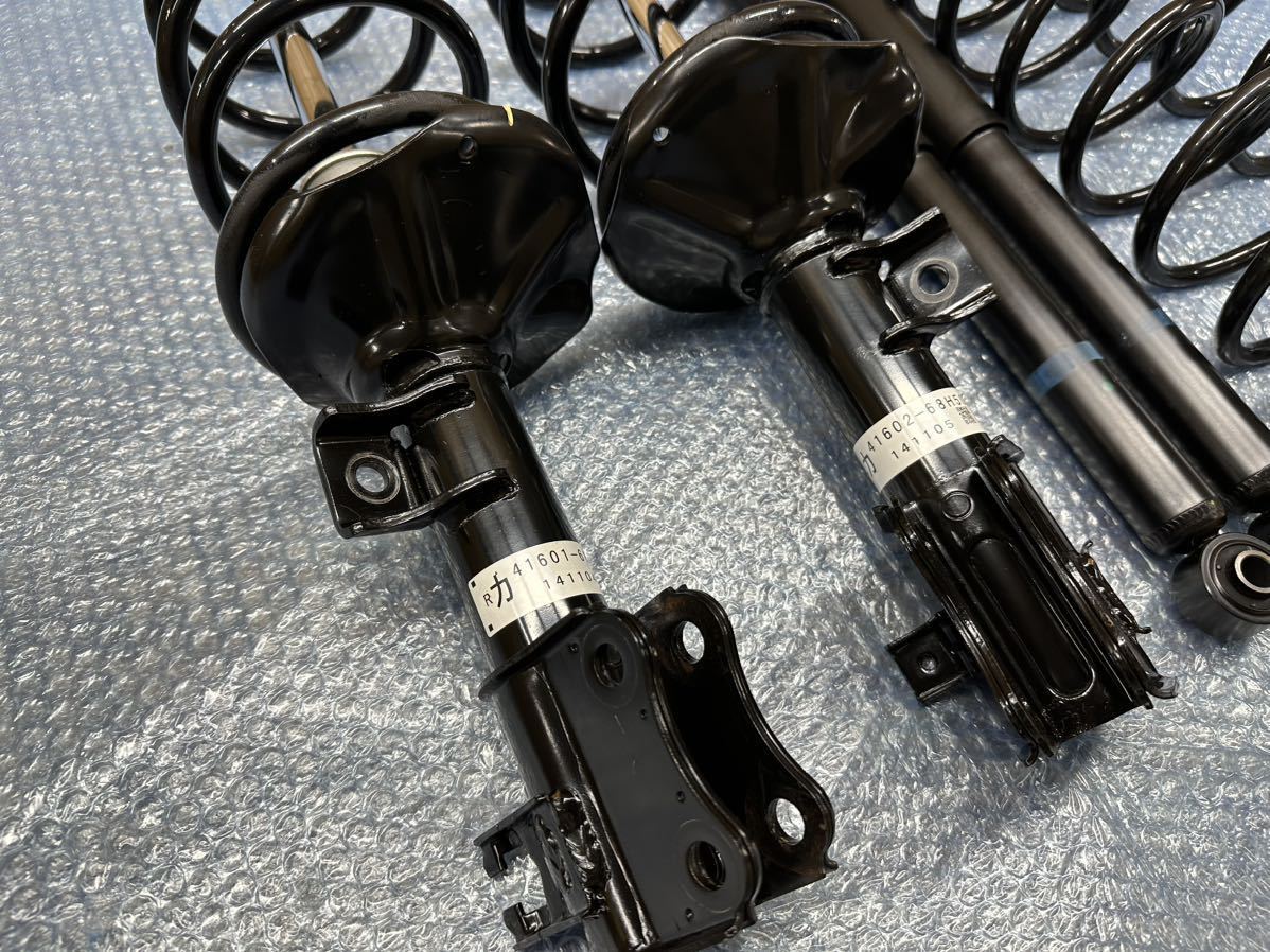 美品☆DA64V DA64W エブリィ バン ワゴン 純正 サスペンション 美品☆DA64V DA64W エブリィ バン ワゴン 純正 サスペンション