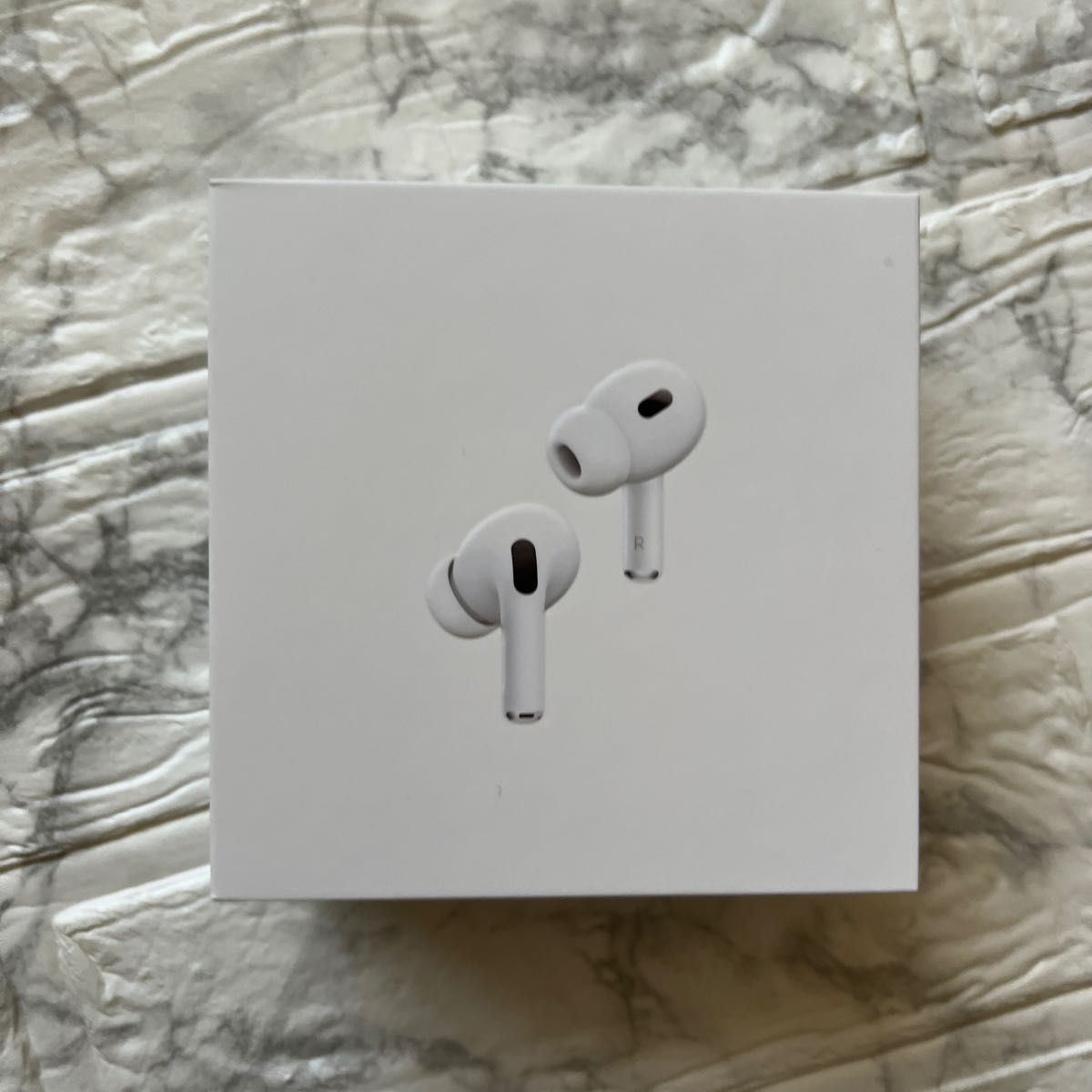 アップル Airpods Pro 第2世代 MQD83J/A (領収書レシートあり) アップル Airpods Pro 第2世代 MQD83J/A (領収書レシートあり)