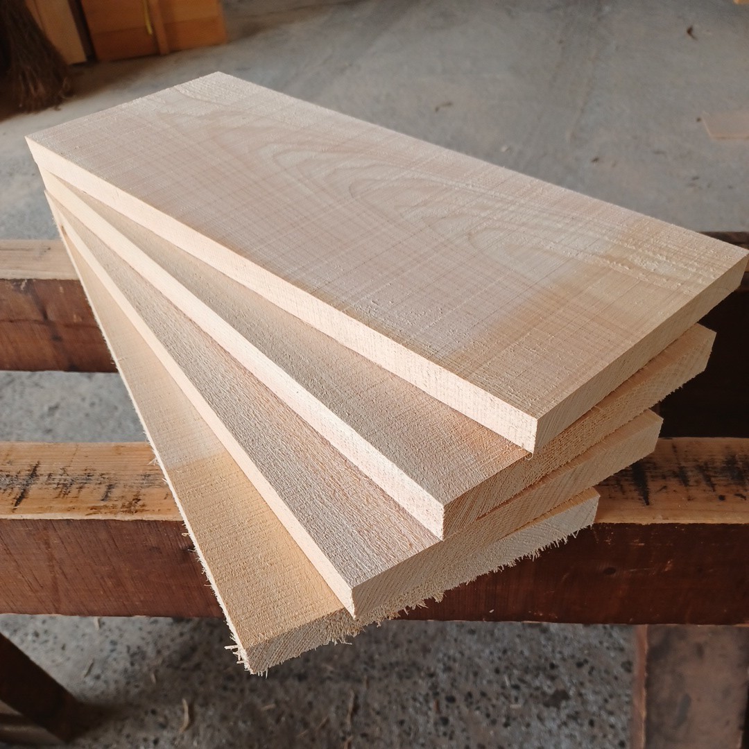 B-1263【サイズ色々】 国産ひのき 　板 　4枚セット　テーブル 　まな板　 看板 　一枚板　 桧　 檜　無垢材　 DIY