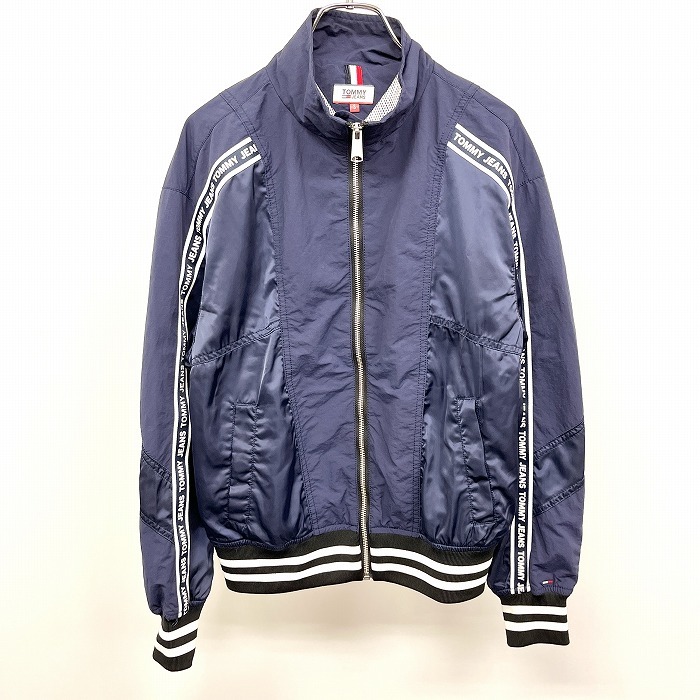 トミージーンズ TOMMY JEANS 若干薄手 ジップジャケット ブルゾン 裏地付き(一部メッシュ) ハイネック ロゴ 長袖 ポリ100% S 紺 メンズ_画像1