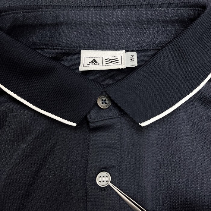アディダス adidas ポロシャツ カットソー ロゴ刺繍 第2ボタンの糸がスリーライン 半袖 ポリ100% M ヘザーネイビー 杢紺 メンズ 男性_画像3