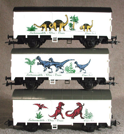 SACHSEN MODELL　恐竜の絵をデザイン 有蓋車３輌セット 　● 特価 ●_画像1