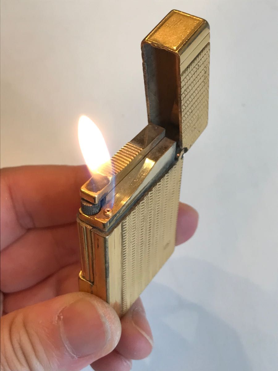 開閉音とても良いキィーーン Dupont デュポン ガスライター ゴールド