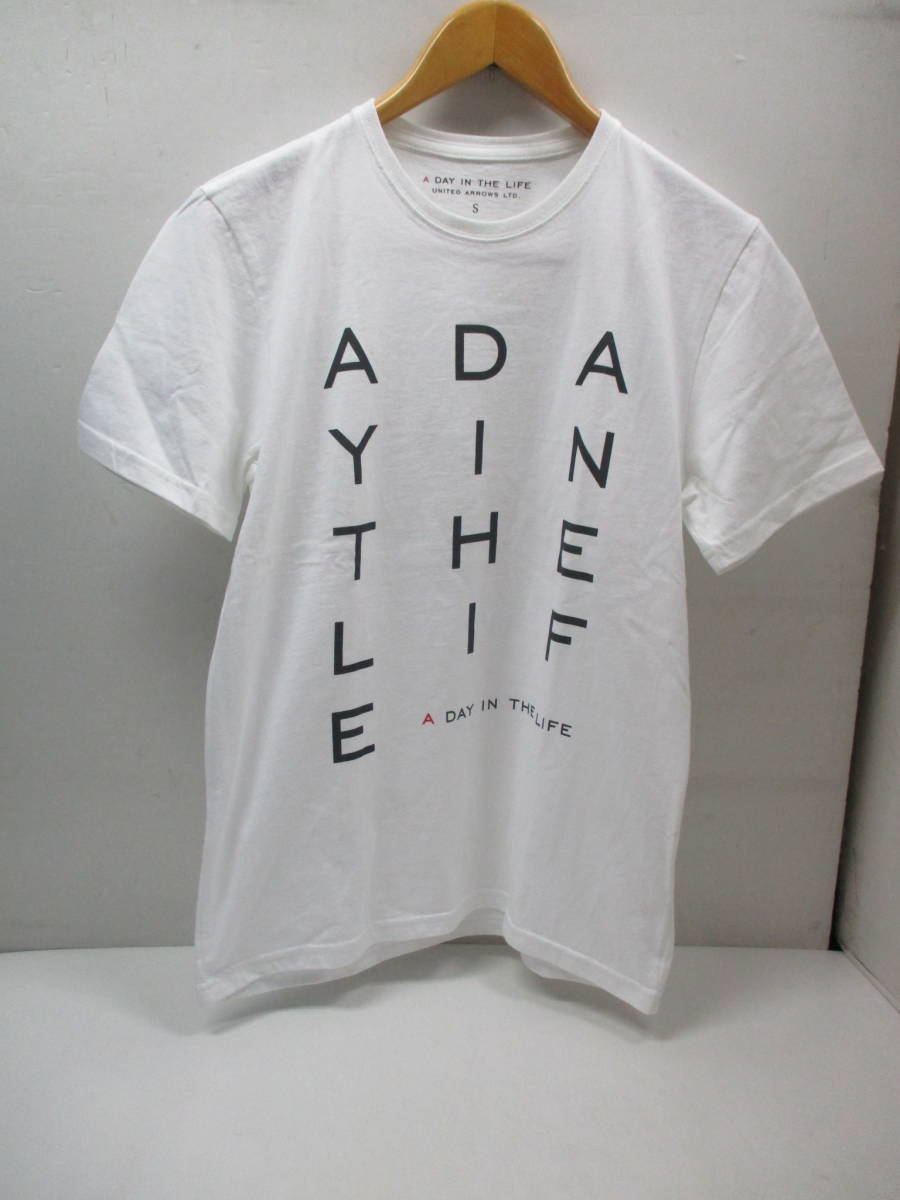 UNITED ARROWS ユナイテッドアローズ A DAY IN THE LIFE 半袖Tシャツ 同サイズ 2色セット 2着セット_画像2