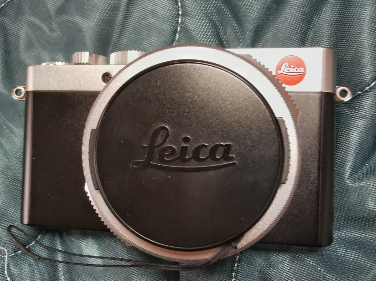 美品Leica D-LUX7 本革ケース バッテリー3個 極薄フィルター 自動開閉