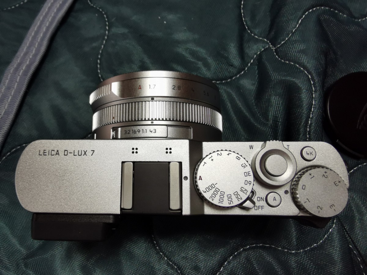 美品Leica D-LUX7 本革ケース バッテリー3個 極薄フィルター 自動開閉